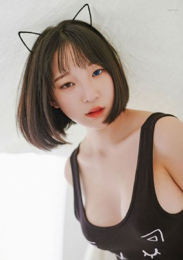 黑人巨大三根一起进剧情介绍_720手机在线观看