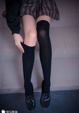 亚洲欧美制服动漫_在线观看