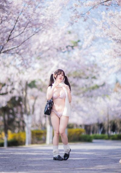欧美人狗xxx_DVD高清免费观看