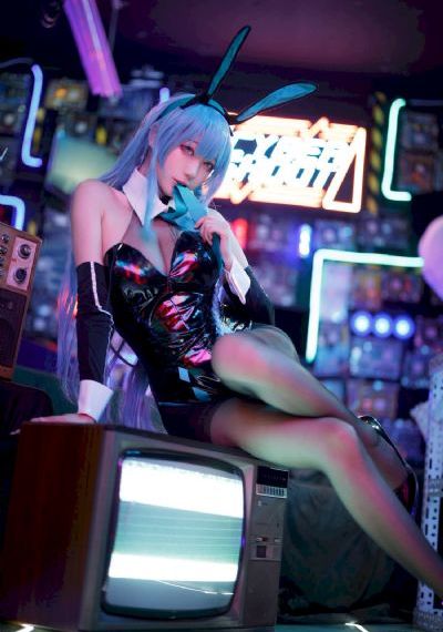 欧美彩妆美女_高清在线观看完整版
