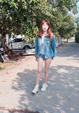 黄色av地址_720HD在线观看