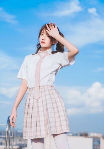 欧美美腿丝袜_高清电影在线观看
